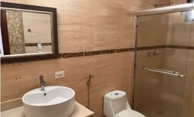 VENTA O ALQUILER CASA EN ALBROOK GRANDE DE 976.96MT CURUNDU CV