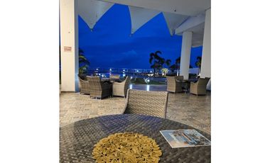 Venta de Apartamento Amoblado en Playa Gorgona, PH Royal Palm