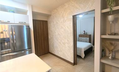 Venta de Apartamento Amoblado en Playa Gorgona, PH Royal Palm