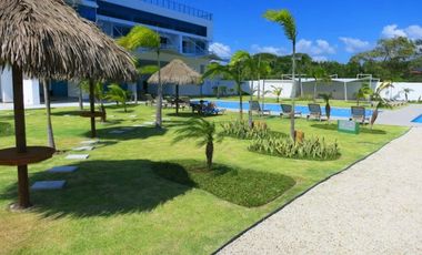 Venta de Apartamento Amoblado en Playa Gorgona, PH Royal Palm