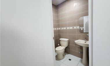 ALQUILER OFICINA AVENIDA BALBOA 200M2 TORRE BICSA CV