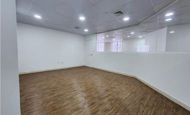 ALQUILER OFICINA AVENIDA BALBOA 200M2 TORRE BICSA CV