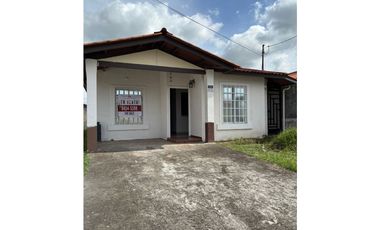 CASA EN ALQUILER Y VENTA HACIENDA SANTA FE