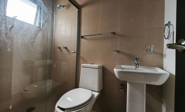 Casa en renta 3 recamarás Fraccionamiento Villa Universidad a 2 min de la UG