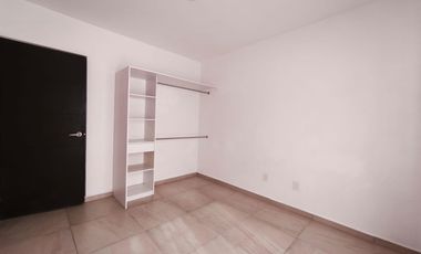 Casa en renta 3 recamarás Fraccionamiento Villa Universidad a 2 min de la UG