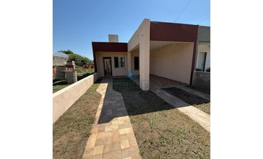 PREVENTA-DEPARTAMENTOS 2 DORMITORIOS- COLONIA CAROYA