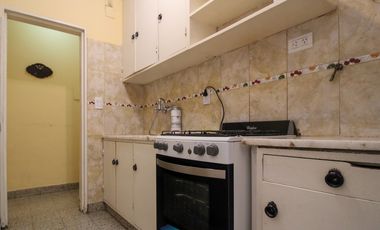 ALQUILER DEPARTAMENTO PLANTA BAJA  AV BELGRANO 2 DORM