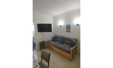 ** 1 ambiente divisible.  Amoblado. Impecable. Z/ Plaza Colón