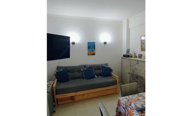 ** 1 ambiente divisible.  Amoblado. Impecable. Z/ Plaza Colón