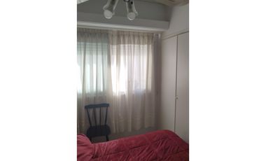 ** 1 ambiente divisible.  Amoblado. Impecable. Z/ Plaza Colón