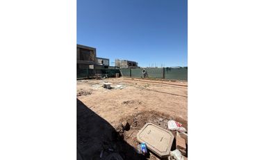 INKASA INMOBILIARIA - VENDE CASA EN BARRIO PRIVADO ALMA GARDENIA