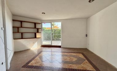 CASA EN RENTA EN PRIVADA DE LA 27 SUR, ZONA ZEREZOTLA