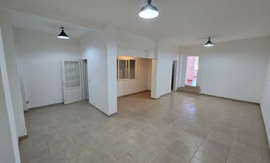 Casa PH en alquiler en Ramos Mejia Sur