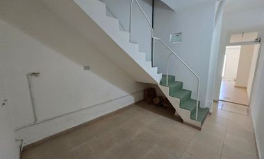 Casa PH en alquiler en Ramos Mejia Sur