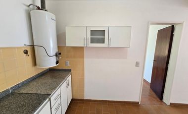 Casa PH en alquiler en Ramos Mejia Sur