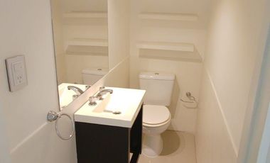 Casa en alquiler c/ cochera doble  en  Barrio Constitución