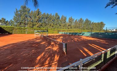 Casa en venta c/ cochera en Canning