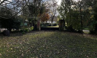 Fraccion De 1840m2 Con 270m2 Construidos