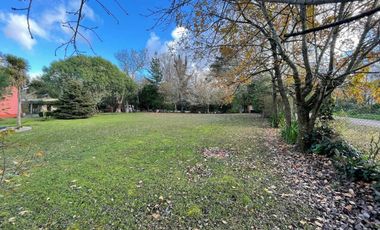 Fraccion De 1840m2 Con 270m2 Construidos