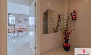 Departamento en venta de 2 dormitorios c/ cochera en Parque Luro