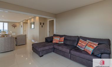 Departamento en venta de 2 dormitorios c/ cochera en Parque Luro