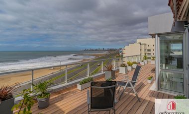 Departamento en venta de 2 dormitorios c/ cochera en Parque Luro