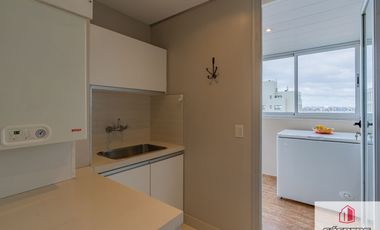 Departamento en venta de 2 dormitorios c/ cochera en Parque Luro