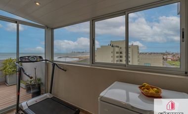 Departamento en venta de 2 dormitorios c/ cochera en Parque Luro