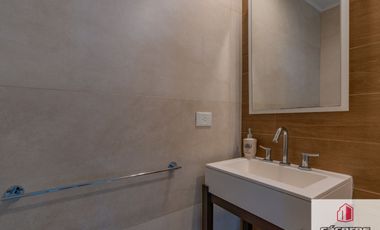 Departamento en venta de 2 dormitorios c/ cochera en Parque Luro