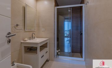 Departamento en venta de 2 dormitorios c/ cochera en Parque Luro