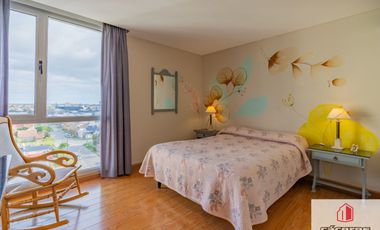 Departamento en venta de 2 dormitorios c/ cochera en Parque Luro