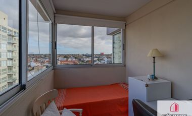 Departamento en venta de 2 dormitorios c/ cochera en Parque Luro