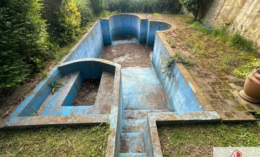 Chalet en venta  sobre dos lotes en Santa Clara del Mar