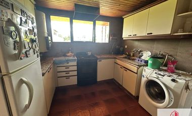 Chalet en venta  sobre dos lotes en Santa Clara del Mar