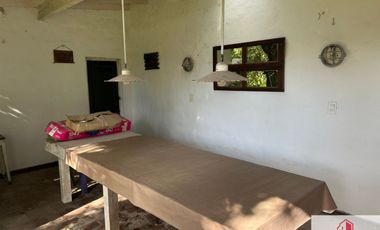 Chalet en venta  sobre dos lotes en Santa Clara del Mar