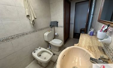 Chalet en venta  sobre dos lotes en Santa Clara del Mar