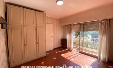 Chalet 3 ambientes 250 m² totales en venta con cochera en Burzaco