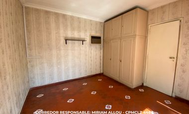 Chalet 3 ambientes 250 m² totales en venta con cochera en Burzaco