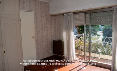 Chalet en venta c/ cochera en Burzaco
