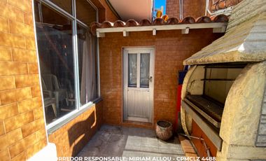 Chalet 3 ambientes 250 m² totales en venta con cochera en Burzaco