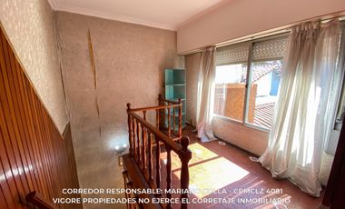 Chalet en venta c/ cochera en Burzaco