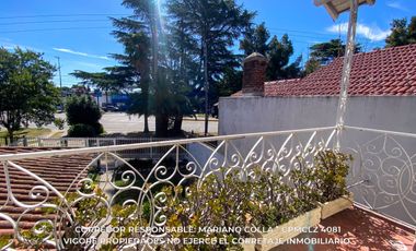 Chalet en venta c/ cochera en Burzaco