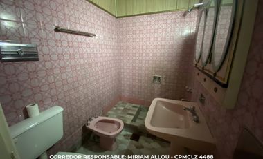 Chalet 3 ambientes 250 m² totales en venta con cochera en Burzaco