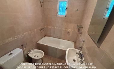 Casa en venta c/ cochera en Guernica