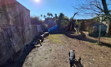 VENTA CASA 3 AMB con QUINCHO EZPELETA