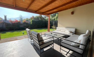 Casa en arriendo en COLINA