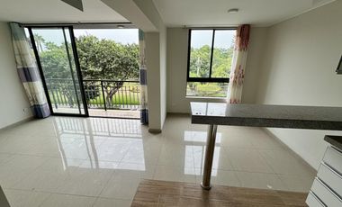 ALQUILER DE DEPARTAMENTO FRENTE A PARQUE EN SURCO