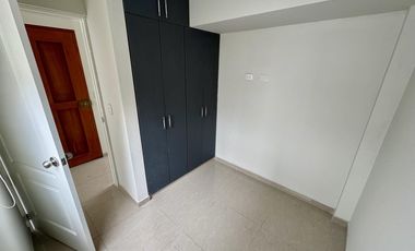 ALQUILER DE DEPARTAMENTO FRENTE A PARQUE EN SURCO