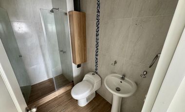 ALQUILER DE DEPARTAMENTO FRENTE A PARQUE EN SURCO