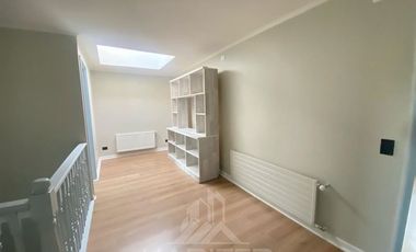 Casa en Arriendo en COD38715 Barrio Ingles - Colegio Green House